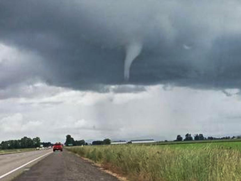 Alabama Tornado Kills 23 As It Roars Through The Us Herald Sun 