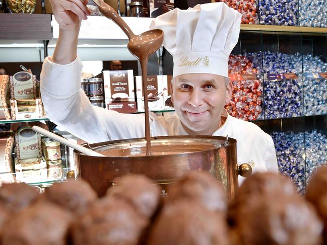 Lindt opens at Macquarie Centre