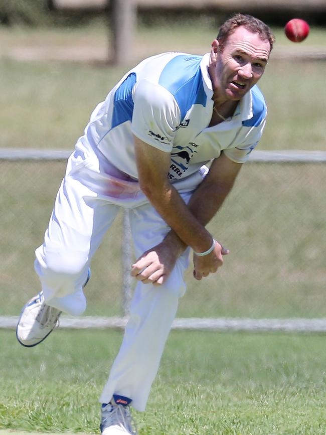 Mal Coutts bowling for Langwarrin. Picture Yuri Kouzmin