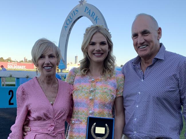 Trainer Gillian Heinrich (left) with daughter Tayla and husband Hoss at the Gold Coast Turf Club on August 27, 2021. Picture: Greg Irvine, Magic Millions.