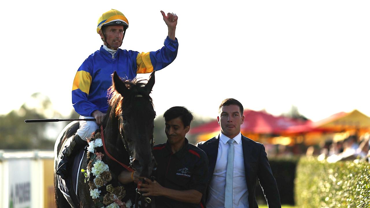 Iron horse packs Punch in Hawkesbury Gold Cup