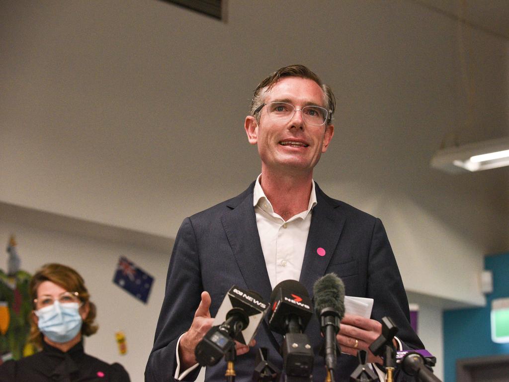 SYDNEY, AUSTRALIA – NewsWire Photos, JANUARY 05, 2022: NSW Premier Dominic Perrottet speaks to the media during a press conference in Glenquarie Town Centre. Picture: NCA NewsWire / Flavio Brancaleone