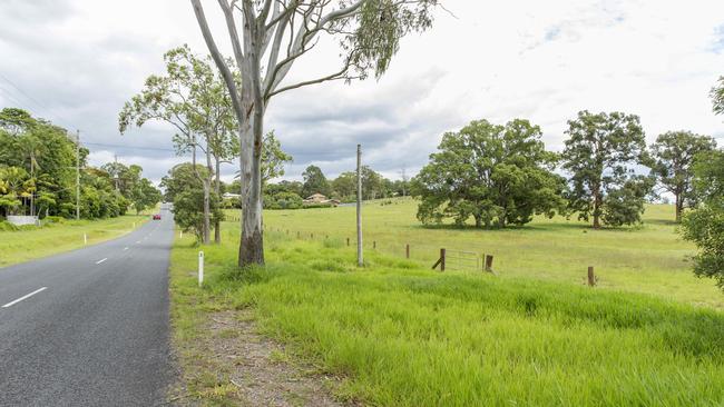 Warner Road. (AAP Image/Richard Walker)