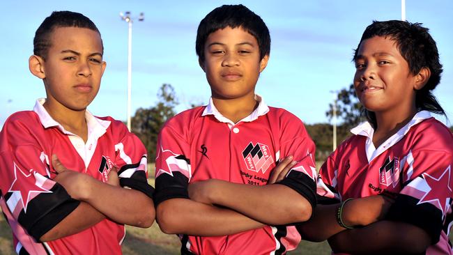 Tesi Niu, middle, and Jangala Bennet, left.