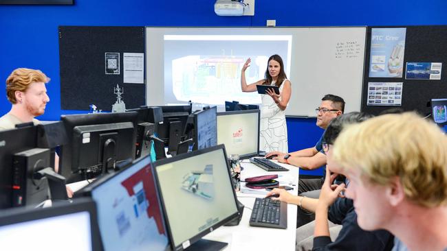 Principal lecturer mining and engineering Magdalena Kyrylenko teaching the Diploma of Engineering at TAFE SA Regency Park campus. Picture: NCA NewsWire / Brenton Edwards