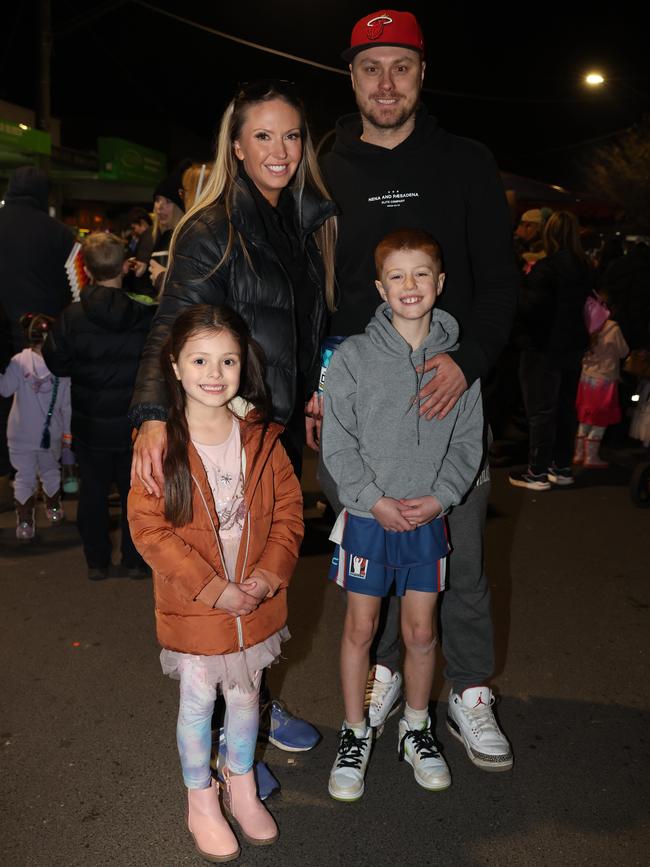 MELBOURNE, AUSTRALIA - JULY 26 2024 Holly, Khloe, Jordan and Max Attend the Gippsland SnowFest held in Warragul. Picture: Brendan Beckett