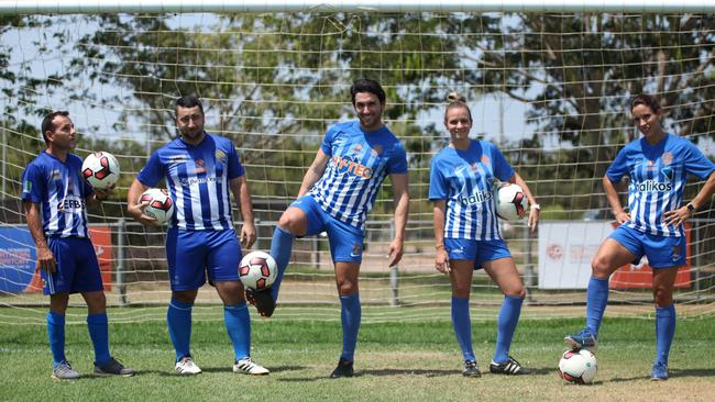 Hellenic players from Left to right: Stavros Makrylos(MPLR), Rosario Madaffari (Div1), Manolis Gi