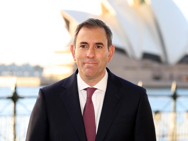 SYDNEY, AUSTRALIA - NewsWire Photos JUNE 13, 2024: Australian Federal Treasurer  Jim Chalmers pictured addressing morning media at Dawes Point in Sydney ahead of cost-of-living indexes and labour force data expected to be released today.Picture: NewsWire / Damian Shaw