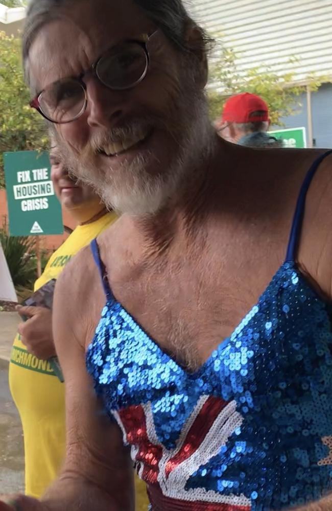 Mullumbimby local Roddy has dressed colourfully to vote for Mandy Nolan.