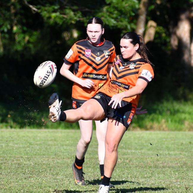 The Herbert River Crushers Women’s team drew 20-20 with Townsville Brothers in a hard-fought contest in Ingham on Saturday. Picture: Cameron Bates