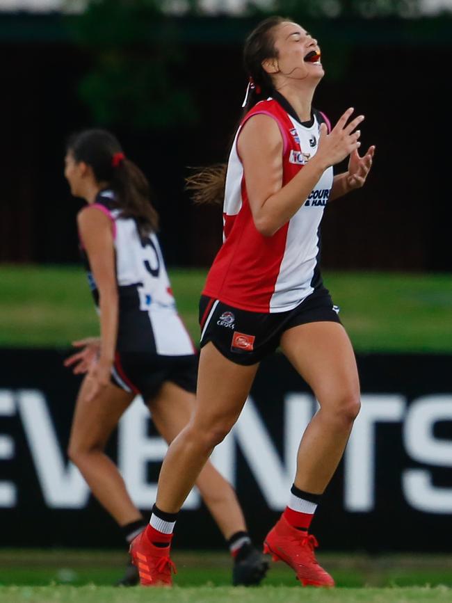 Southern Districts co-captain Lateesha Jeffrey celebrates her team’s defeat of Waratah after the final siren in the 2019-20 Women’s Premier League Grand Final. Picture Glenn Campbell