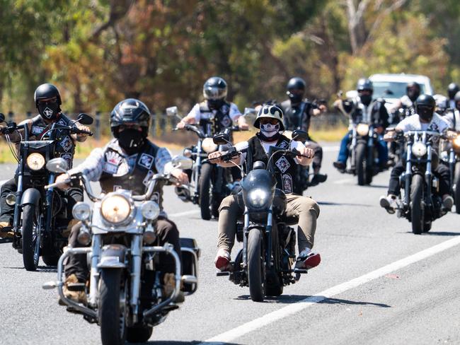 WODONGA, AUSTRALIA - NCA NewsWire Photos - 28 JANUARY, 2023:Finks Outlaw Motorcycle Gang taking part in their national run from 27 to 28 January., , Pictured leaving Wodonga on Saturday and heading towards Cranbourne.Picture: NCA NewsWire