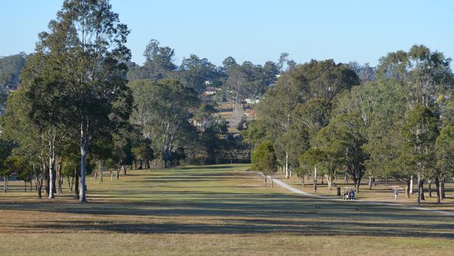 1st hole, Wingham.