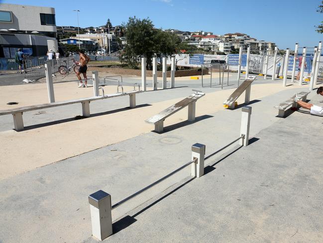 Outdoor gyms like this one in Sydney’s Bondi Beach are now closed. Picture: AAP Image/John Fotiadis