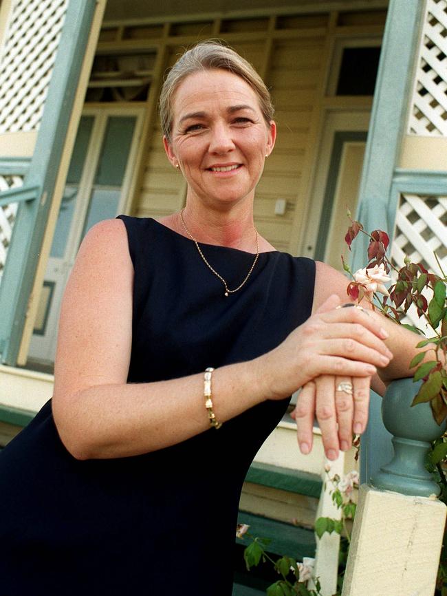 Margaret Strelow in the 2000 election campaign.