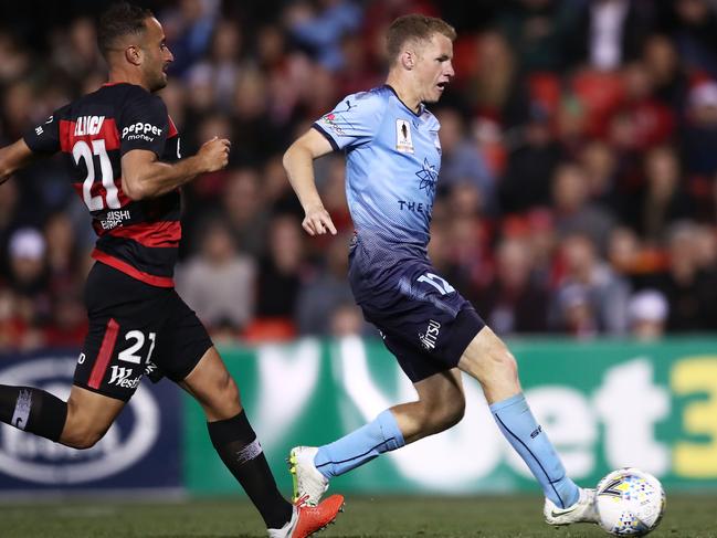 Sydney FC striker Trent Buhagiar did his knee before the start of the season. Picture: Getty Images 