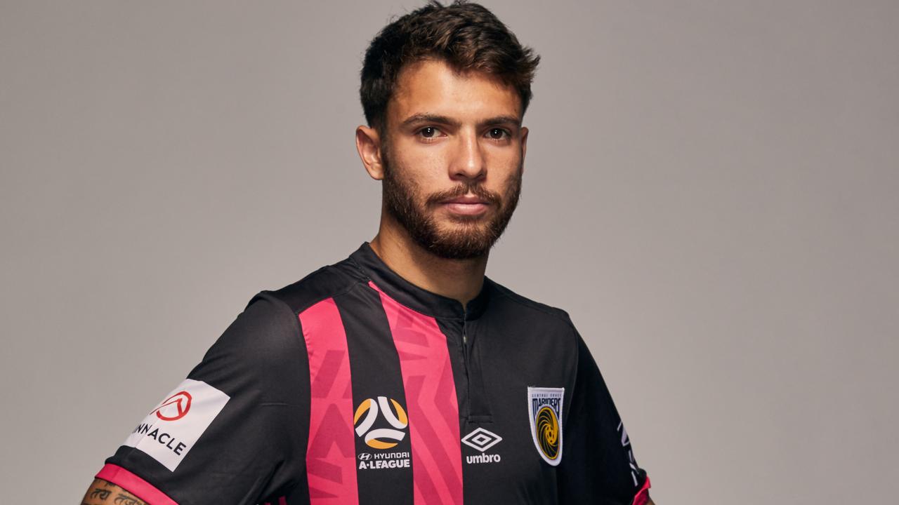 A League: Central Coast goal scorer Danny De Silva is starting to ...