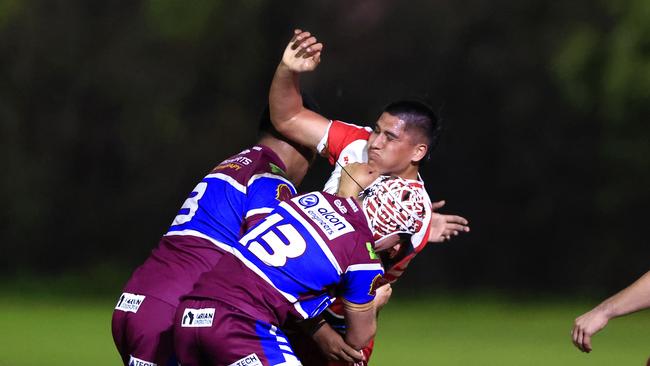 Isaiah Scanlan gets peeled back by Wavell SHS defence in the Langer Trophy. Pics Adam Head