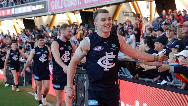 Carlton coach Michael Voss wants sore captain Patrick Cripps to play against GWS on Sunday if he makes it through Thursday’s training session. Picture: Russell Freeman / Getty Images