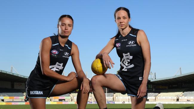 Carlton cross-code stars Brooke Walker and Chloe Dalton. Picture: Alex Coppel