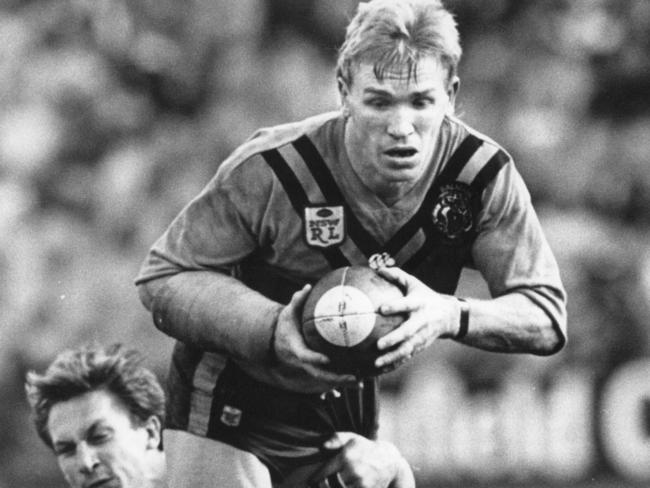 Garry Jack in action for the Balmain Tigers.