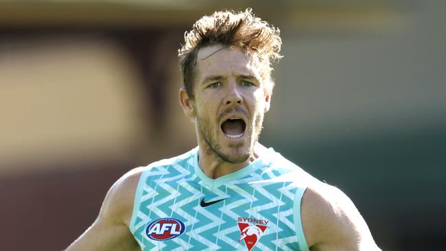 Luke Parker during the Sydney Swans training session at the SCG on April 26, 2024. Photo by Phil Hillyard(Image Supplied for Editorial Use only - **NO ON SALES** - Â©Phil Hillyard )