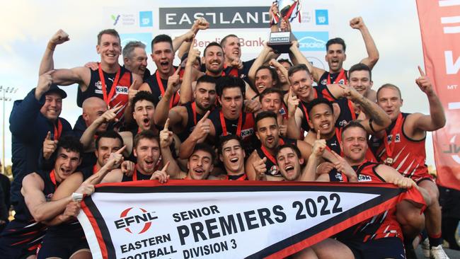 The Waverley Blues have won their first senior flag since 2008. Picture: Davis Harrigan