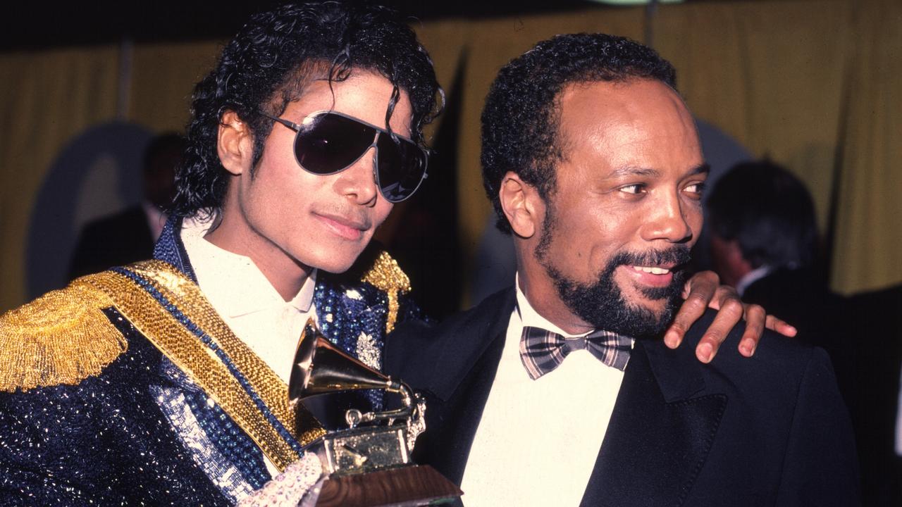 Michael Jackson 1994 Grammy awards with Quincy Jones (Photo by Chris Walter/WireImage)Scene from the Netflix documentary Quincy for Hit.TV Upstream page.