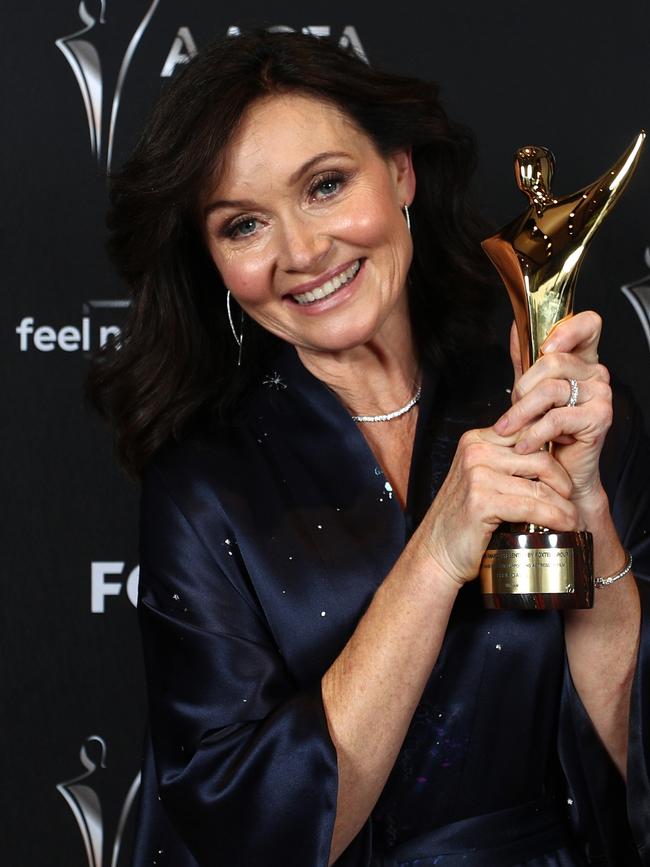 Essie Davis with her best supporting actress award for Nitram. Picture: Getty Images