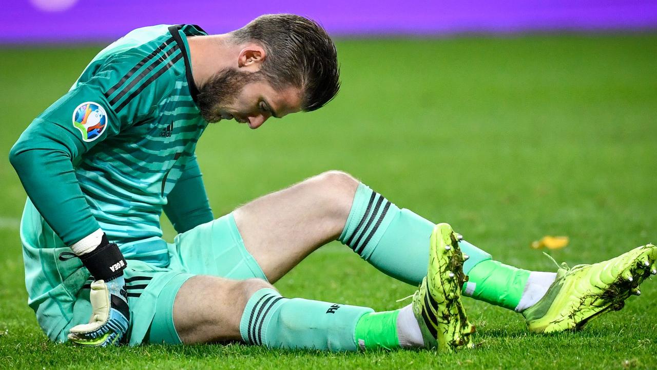 David De Gea limped off with a groin injury.