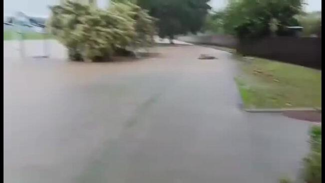 Flooding at Kamerunga Villas, Caravonica