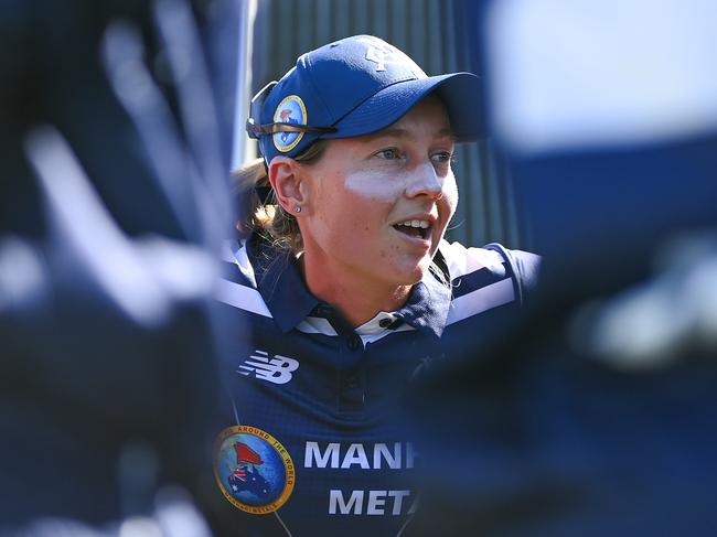 BRISBANE, AUSTRALIA - OCTOBER 10: Meg Lanning of Victoria speaks to players before the WNCL match between Queensland and Victoria at Peter Burge Oval, on October 10, 2023, in Brisbane, Australia. (Photo by Albert Perez/Getty Images)