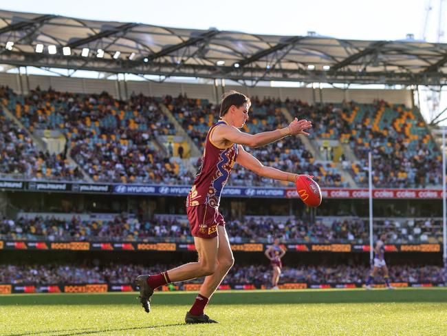 BRISBANE, AUSTRALIA - JULY 08: Eric Hipwood of the Lions in action during the 2023 AFL Round 17 match between the Brisbane Lions and the West Coast Eagles at The Gabba on July 8, 2023 in Brisbane, Australia. (Photo by Russell Freeman/AFL Photos via Getty Images)