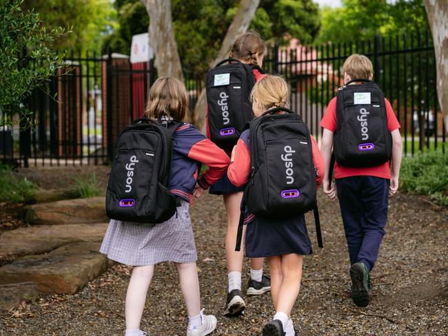 Students from Kingsville Primary School in Melbourne's west leading the way in the fight against pollution. Image Wren Steiner