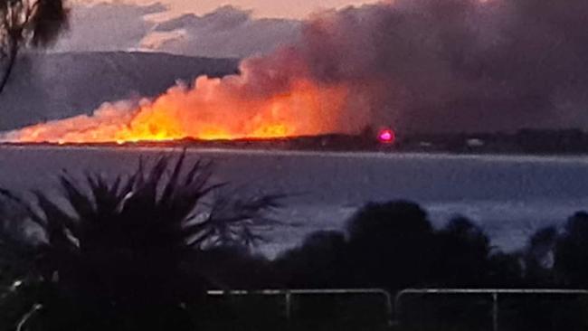 Out of control bushfire at Dolphin Sands, November 12, 2023. Picture: Dolphin Sands Community Network