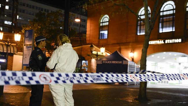 Central Station Fatality: Police Shoot Dead Man Armed With Scissors ...