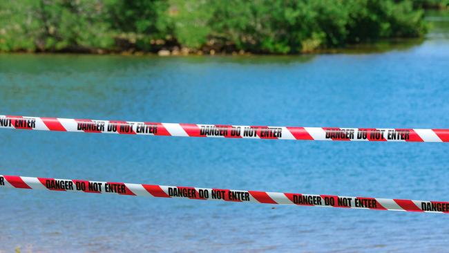 The City of Darwin closed beach access at Lake Alexander on January 10. Picture Glenn Campbell