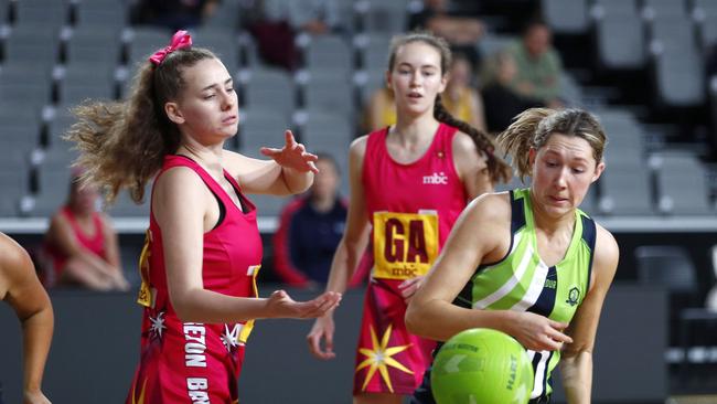 Action from the QGSSSA netball match between Somerville House and Moreton Bay College. Photo:Tertius Pickard