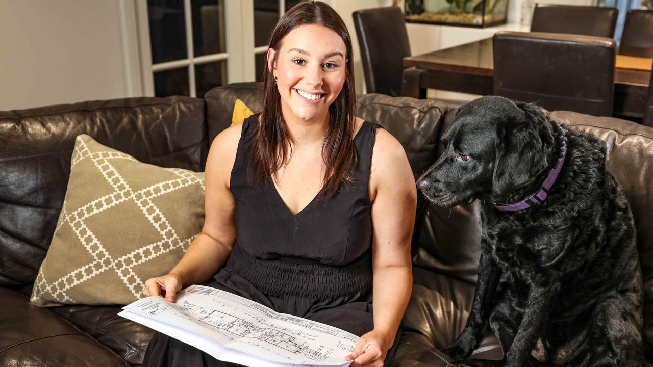 Bethany Schenscher with her dog Issy. Picture: Russell Millard