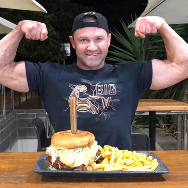 Vince Mantovani with the Choofas Smokehouse and Seafood XXXL burger. Picture: Facebook