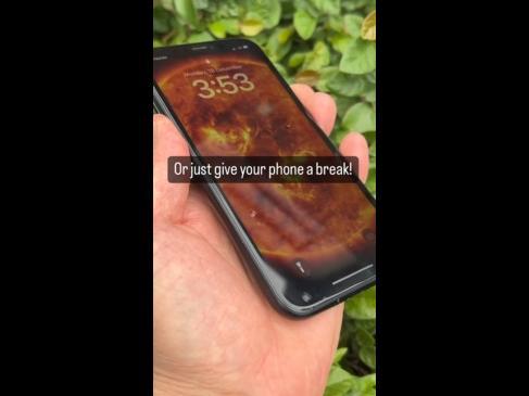 How to keep your phone cool in hot weather