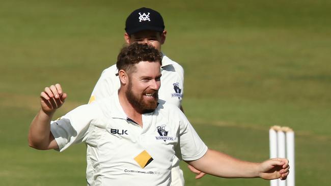 Victoria’s Jon Holland has replaced Stephen O’Keefe in Australia’s Test squad in Sri Lanka.