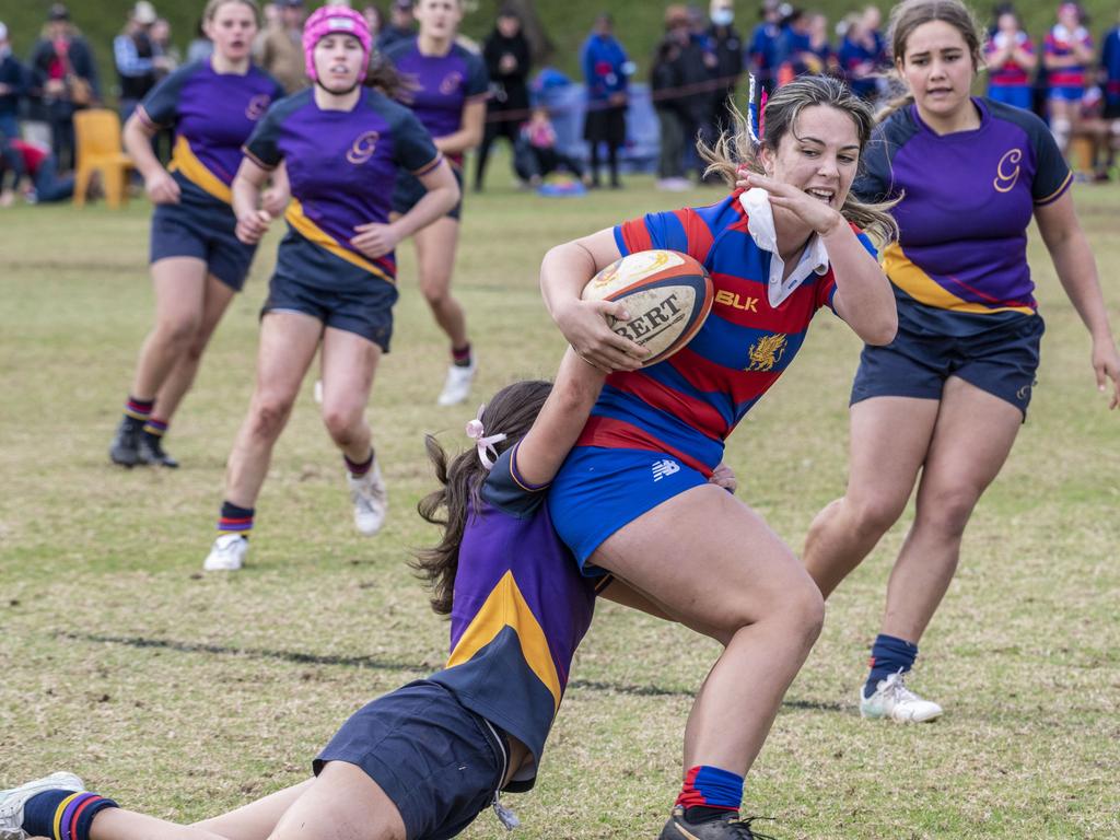 Reagan McMillan for Downlands. Selena Worsley Shield game2. Girl's rugby 7s Downlands vs Glennie. Saturday, August 6, 2022. Picture: Nev Madsen.