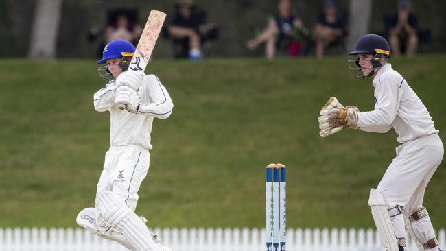 Campbell Corrigan pulls. (AAP Image/Richard Walker)