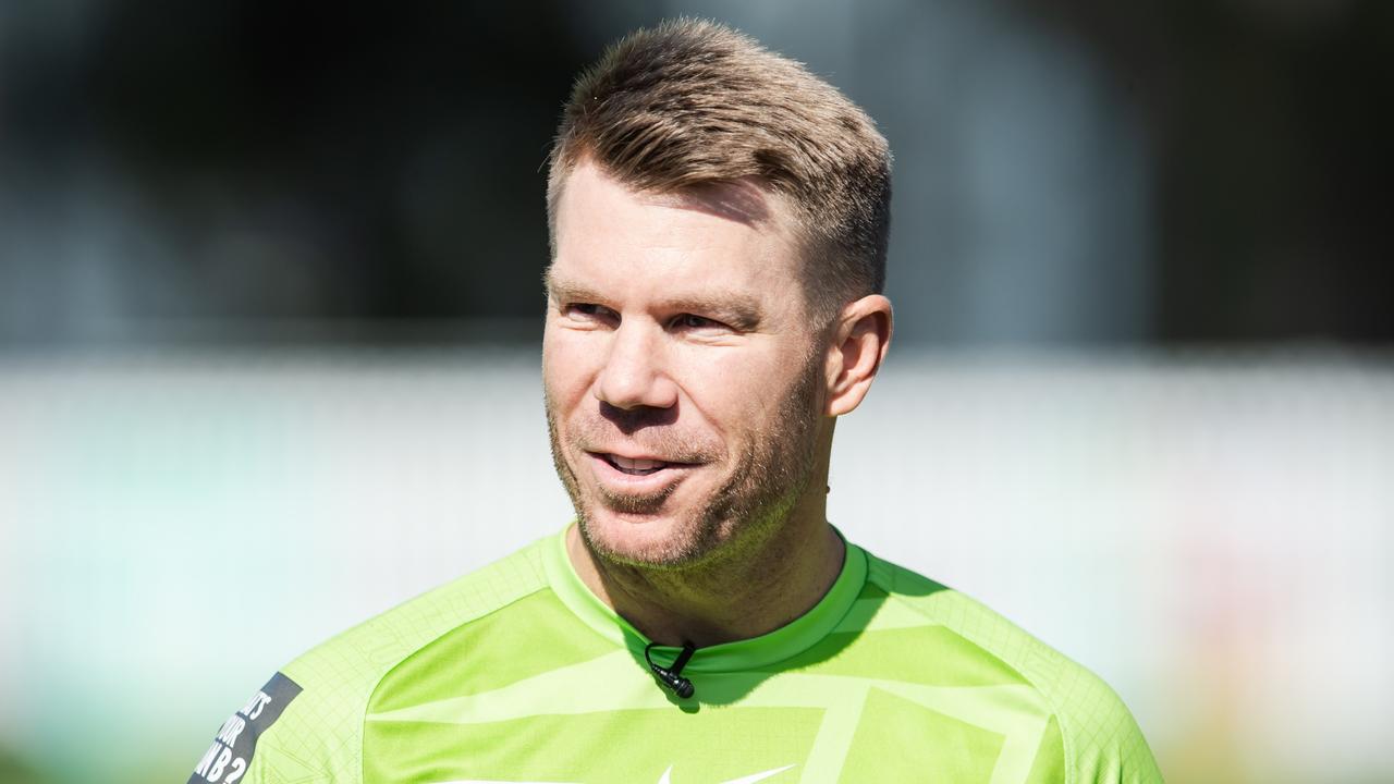 cricket-news-2022-david-warner-signs-for-sydney-thunder-on-two-year