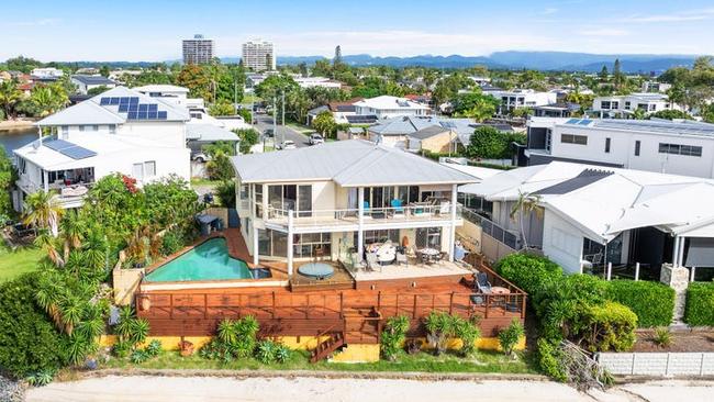 This home at 16 Crest View Key, Broadbeach Waters, recently sold for $2.6m.