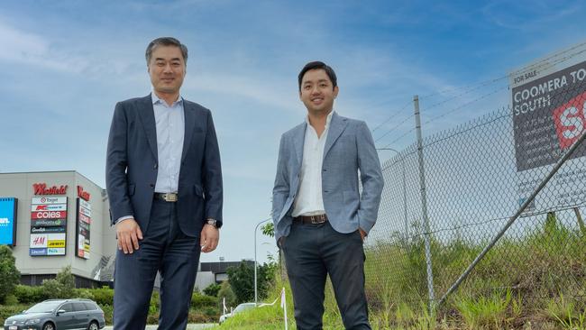 Arthur Liu, director of Kinstone Developments and Louis Cheung, managing director of Keylin.