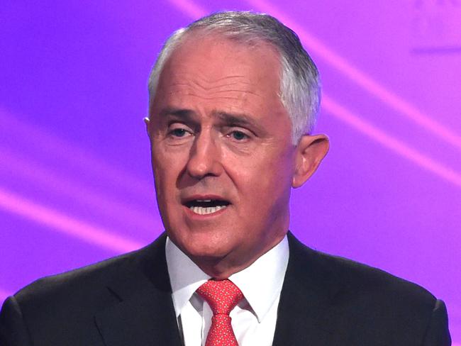 Prime Minister Malcolm Turnbull speaks at the leaders' debate against Opposition Leader Bill Shorten at the National Press Club in Canberra, Sunday, May, 29, 2016. (AAP Image/Tracey Nearmy) NO ARCHIVING