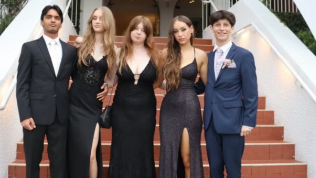 What a night to remember! Year 12 Browns Plains State High School students Sujal Tak, Lateesha Hurley, Amy Kempf, Seanna King, and Richard Naughton celebrated the end of secondary school with a formal dinner at The Greek Club in Brisbane. Glam squad goals! ✨👗 #FormalFabulous