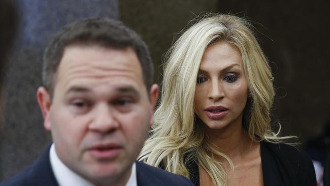 Lindy Lou Layman, right, stands with her defence lawyer Justin Keiter after making an appearance in court. Picture: Michael Ciaglo/Houston Chronicle via AP